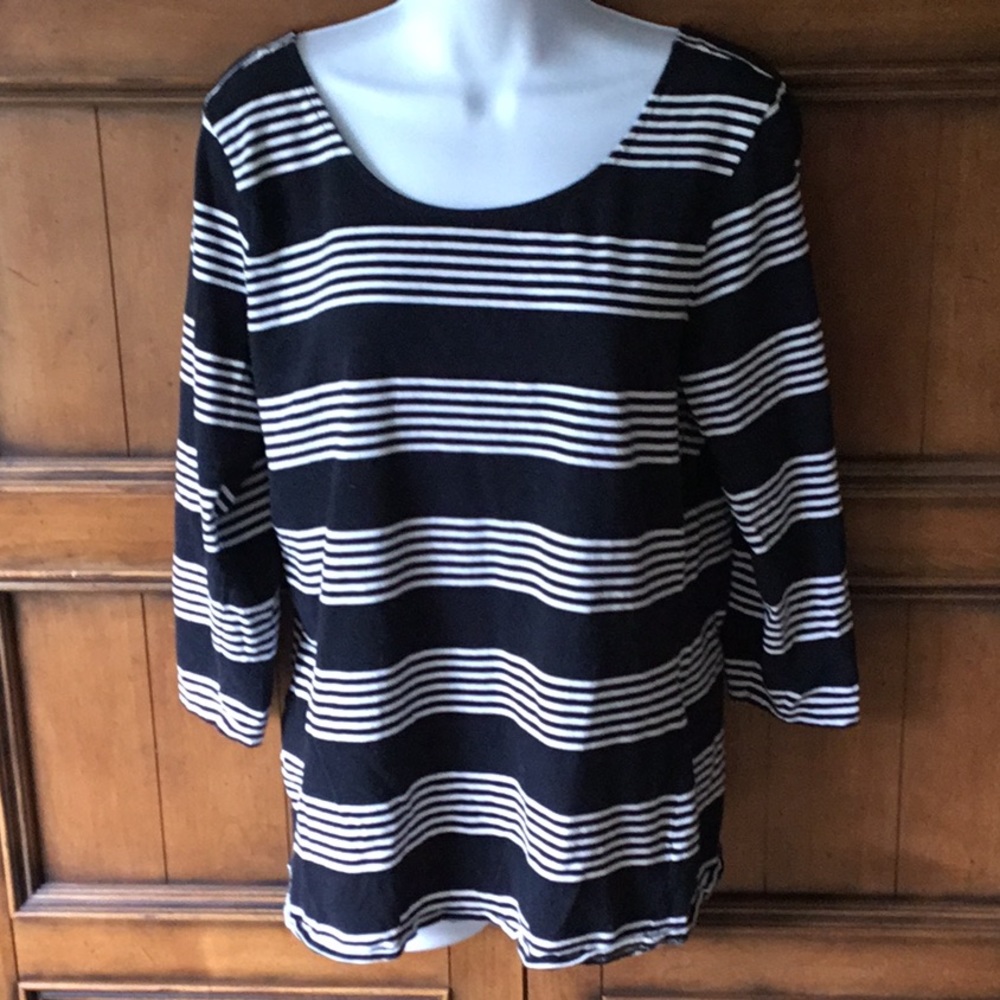 Forever 21 Scoop Neck Top